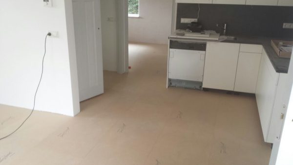 PVC vloer gelegd in Nieuw Schoonebeek
